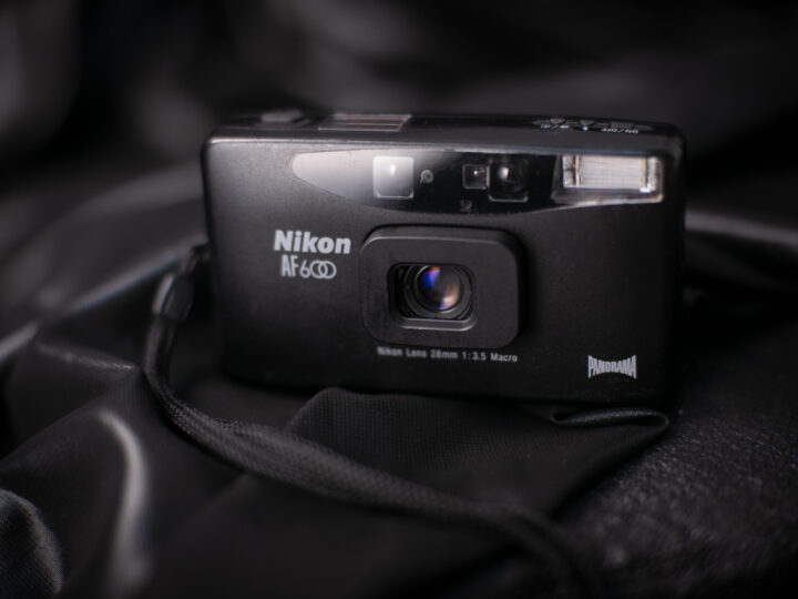 Nikon AF600/Lite•Touch/MiniTouch (QD) (1993)
